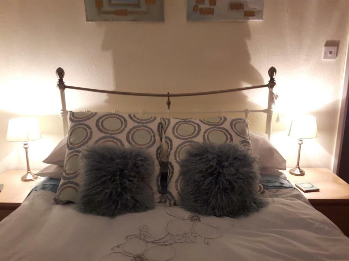 The Snug Apartment